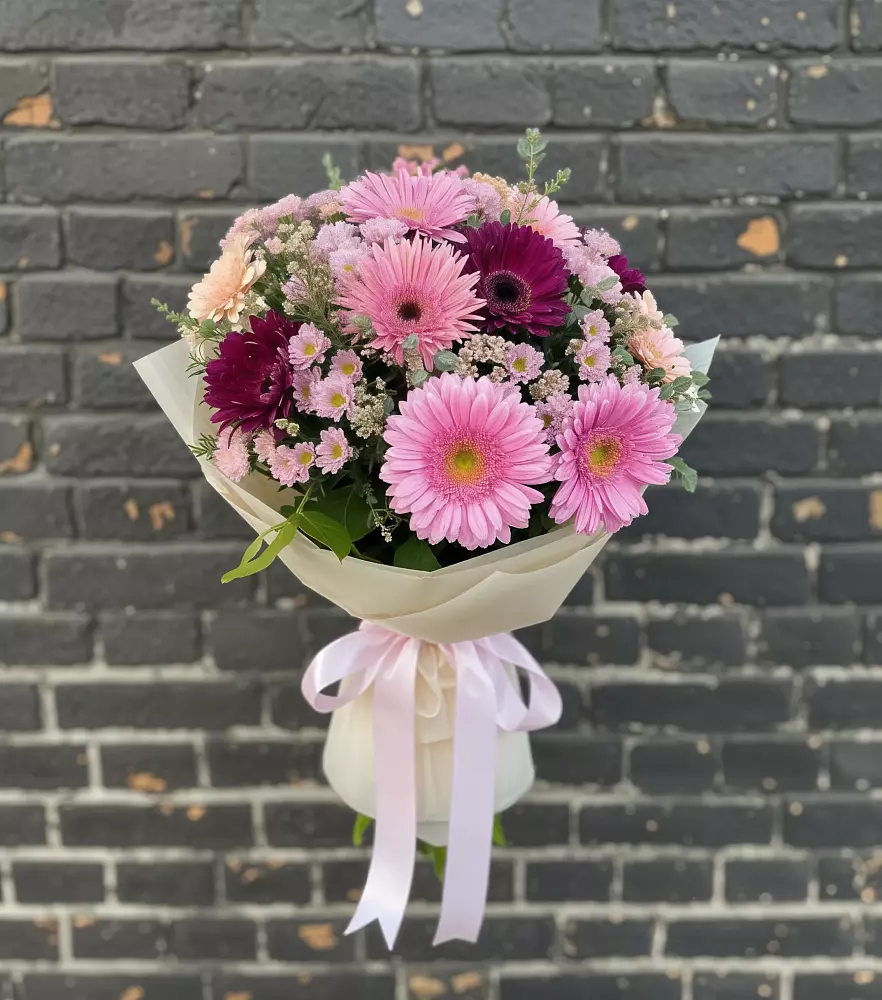 Букет цветов из: Герберы и Хризантемы в Ногинске