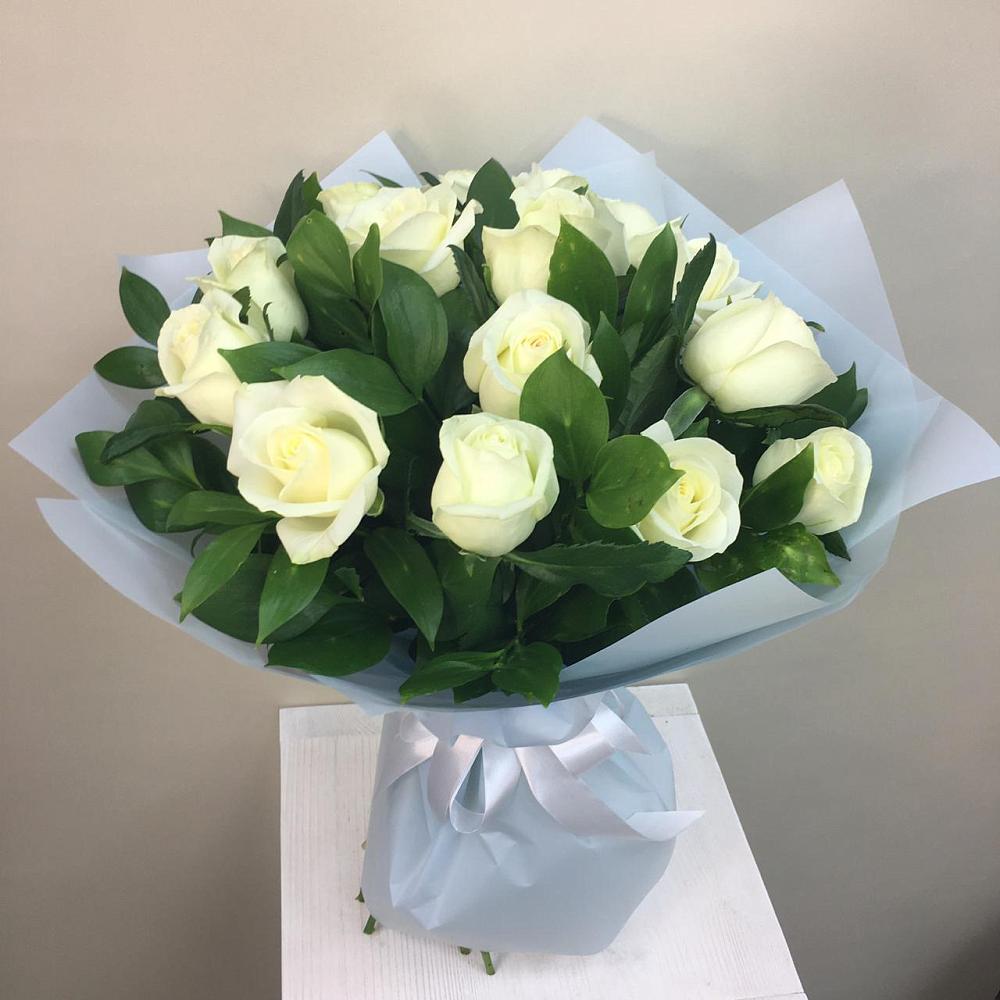 Букет 15 Белых роз Проуд в Ногинске