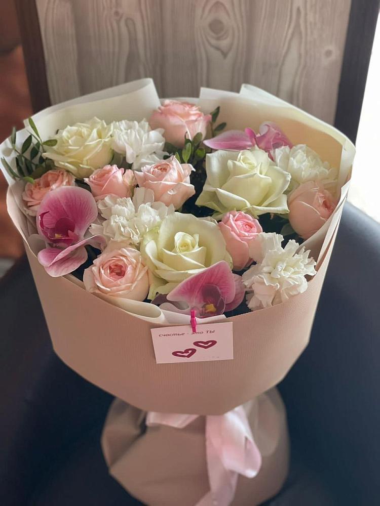 Букет цветов из: Орхидеи, Розы и Гвоздики в Ногинске