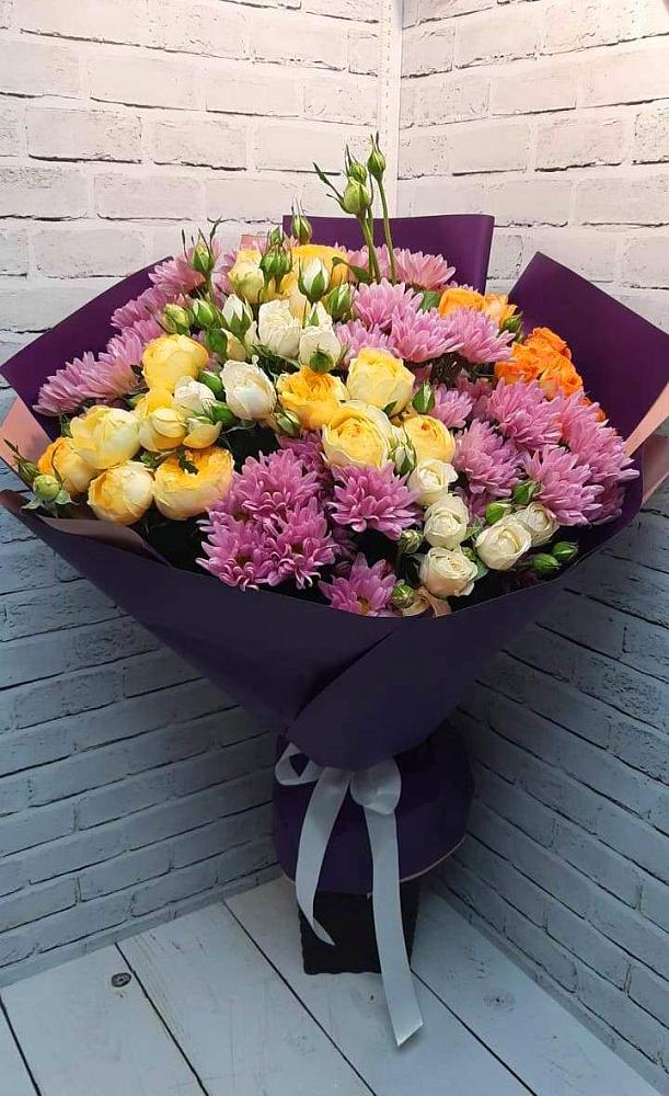 Букет цветов из: Хризантемы и Розы в Ногинске