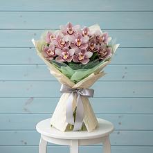 Букет цветов из:  Орхидеи и Розы в Ногинске
