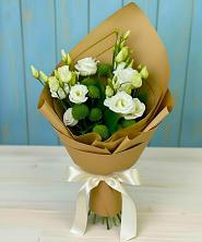 Букет цветов из:  Хризантемы и Лизиантусы в Ногинске