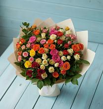Букет Микс из разноцветных кустовых роз в Ногинске